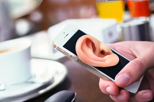 Facebook có nghe lén điện thoại của bạn không?