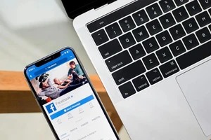 Facebook thu thập dữ liệu người dùng suốt 17 năm để đào tạo AI