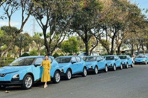 Doanh nghiệp Việt đồng loạt chuyển đổi sang xe điện