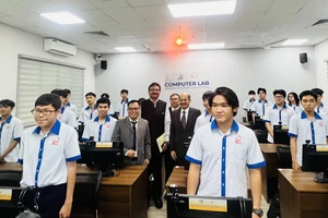 Khánh thành Trung tâm Đào tạo và Phát triển Phần mềm Chất lượng cao (CESDT)