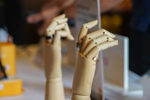 Thị trường nhẫn thông minh theo dõi sức khỏe sôi động