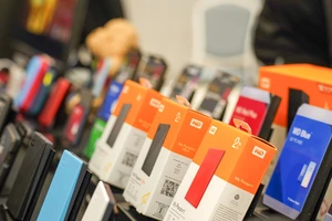 Ông Trump đe dọa áp thuế đối với chip nhập khẩu và hàng công nghệ