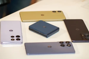 Tin công nghệ 3-2: Apple ‘học hỏi’ thiết kế điện thoại gập của Samsung