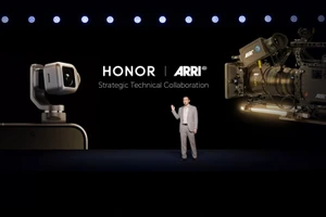 Honor ra mắt Robot Phone tại MWC 2026
