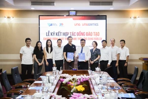 Tin công nghệ 4-4: VNGGames hợp tác UIT đào tạo làm game trên Roblox