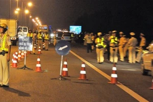 Gắn camera giả hù người vi phạm giao thông