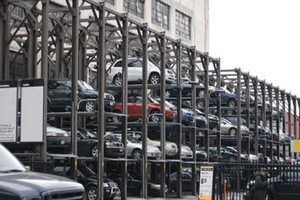 ‘Giữ xe trên kênh Nhiêu Lộc là giải pháp tồi’