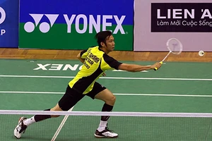 Tiến Minh tranh suất đi tiếp với nhà vô địch Olympic Lin Dan