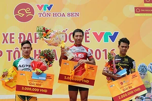 Thanh Nhân đột phá dũng mãnh giành chiến thắng chặng 2