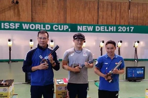 Xạ thủ Hoàng Xuân Vinh đoạt ngôi á quân Cúp thế giới