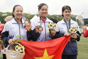 Thua “mũi tên vàng” bắn cung Việt Nam giành HCB