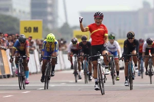 Thúy Vy, Nguyễn Thị Thật cùng giành 'vàng' SEA Games 29