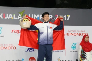 Kình ngư 15 tuổi Kim Sơn phá kỷ lục tồn tại 14 năm