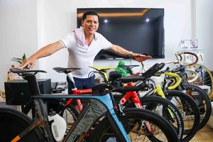 Quý 'gà' sở hữu bộ siêu xe đạp độc nhất Việt Nam