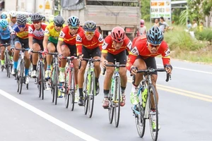 Tuyển trẻ xe đạp Việt Nam gây 'bão' tại BTV Cup