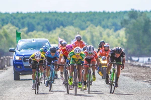 Vượt 44 cây cầu, Nguyễn Vũ Linh thắng giòn giã tại Đất Mũi