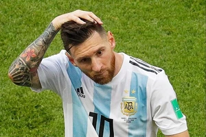 Chuyển động World Cup: Fan cuồng Argentina tìm đến cái chết