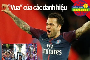 'Vua' của các danh hiệu, Giroud đi vào lịch sử Chelsea