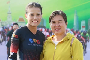 Phương Trinh giành HCĐ duathlon lịch sử