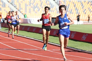 Thua 'sốc' đối thủ nhập tịch, Nguyễn Văn Lai thành cựu vô địch