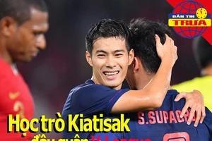 Học trò Kiatisak đầu quân V-League?; Công Phượng mất 'ngòi nổ'