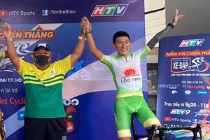 'Thần núi' lập kỷ lục với cú ăn 3 ngoạn mục