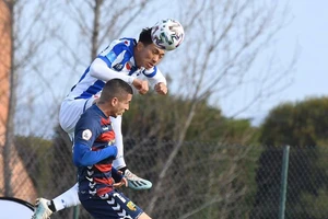 Văn Hậu chính thức về Việt Nam đấu V-League