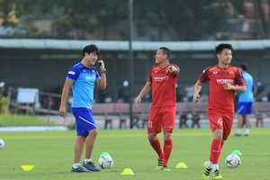 Văn Hậu, Anh Đức chính thức trở lại đội tuyển Việt Nam