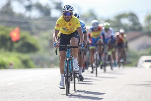 Clip áo Vàng Loic xông pha bảo vệ hàng thủ Đồng Nai