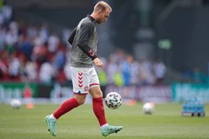 Khi cầu thủ 'chết lâm sàng' viết tiếp câu chuyện thần kỳ