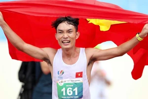 Hoàng Nguyên Thanh nói gì sau chiến tích marathon chấn động?