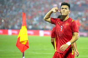 Tiến Linh, Công Phượng cùng tuyển Việt Nam đấu Afghanistan trên sân Thống Nhất