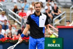 Kyrgios ngược dòng khuất phục tay vợt số 1 thế giới