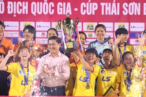 TP.HCM I lập kỷ lục vô địch quốc gia