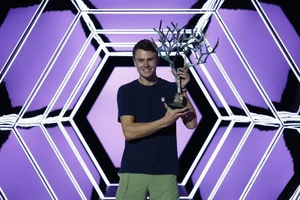 Tay vợt tuổi teen diễn tả cảm giác hạ gục Djokovic