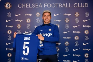 Chủ tịch La Liga chỉ trích Ngoại hạng Anh ‘pha tạp tài chính’