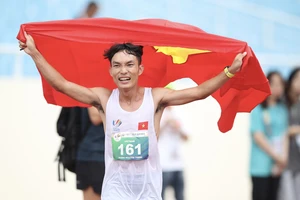 Hoa hậu Đoàn Thiên Ân, Hoàng Nguyên Thanh đấu giải Bình Phước marathon