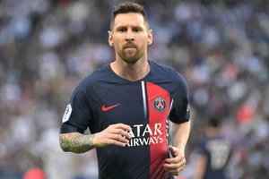 Sốt: Messi đầu quân đội bóng của Beckham
