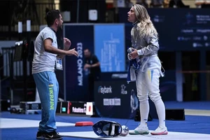 Kiếm thủ Ukraine bị loại khỏi giải thế giới vì không bắt tay bại tướng người Nga