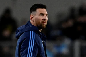 Messi chấn thương vẫn được gọi lên tuyển Argentina