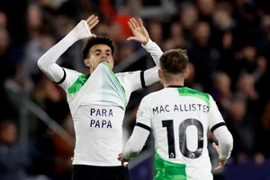 Luis Diaz ghi bàn cầu xin trả tự do cho cha bị bắt cóc