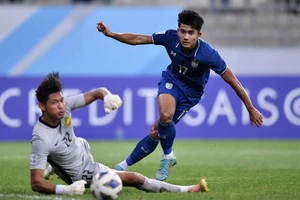 Không có Chanathip, Thái Lan mất thêm thần đồng Suphanat