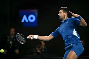 Thoát hiểm ngoạn mục, Djokovic hóa giải hiện tượng Popyrin