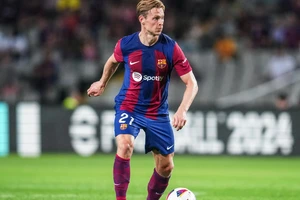 De Jong “bật” lại truyền thông Tây Ban Nha