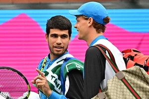 Alcaraz thắng ngược dòng khó tin trước Sinner