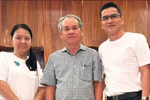 Thái Lan có gì hấp dẫn khiến Kiatisak vội vã chia tay bầu Đức?