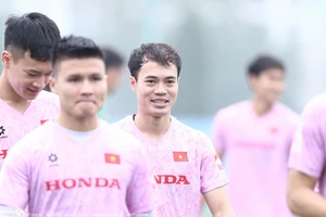 HLV Kim Sang-sik gặp trở ngại lớn ngay lần hội quân đầu tiên