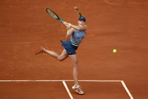 Tay vợt tuổi teen người Nga dừng bước phiêu lưu ở Pháp Mở rộng