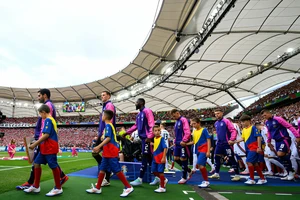 Chủ nhà Đức toan tính để tránh đối đầu Tây Ban Nha