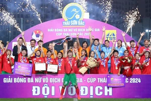 CLB TP.HCM lập kỷ lục chưa từng có tiền lệ tại giải VĐQG